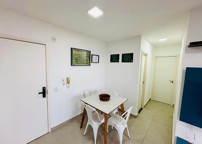 504 Luxury Design With Parking - Near Arena Airport Apartment *