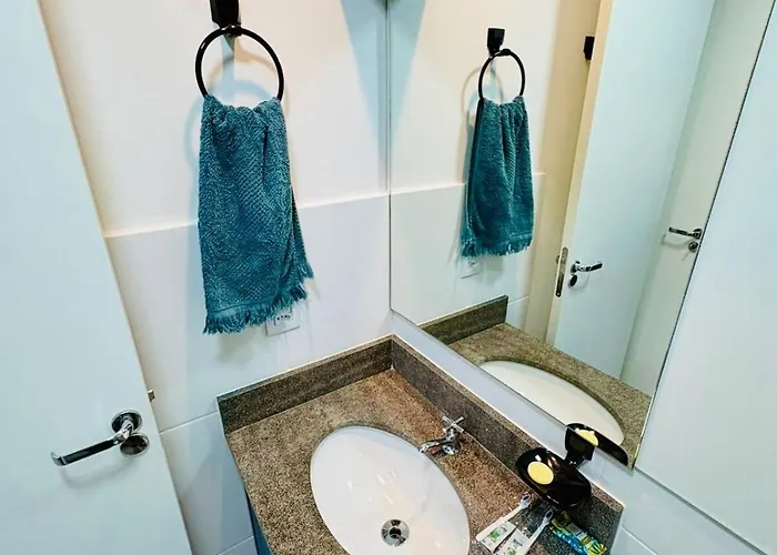 Apartment 504 Luxury Design With Parking - Near Arena Airport